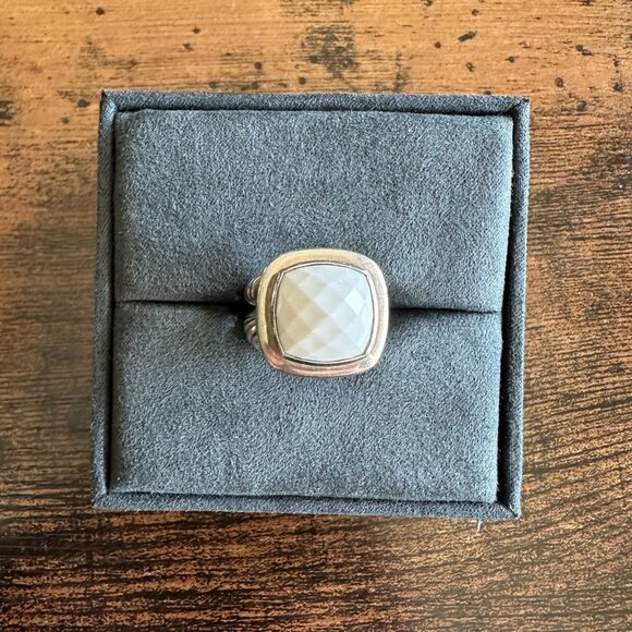 David Yurman Albion Ring w/ White Agate - 16mm - Size 6 - DEFECT - Picture 3 of 14
